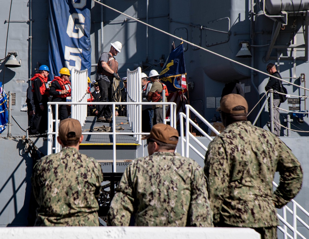 USS Princeton Arrives in San Francisco