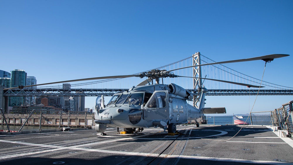 USS Princeton Arrives in San Francisco