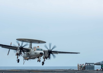 Commanding Officer’s last flight aboard USS Ronald Reagan (CVN 76)