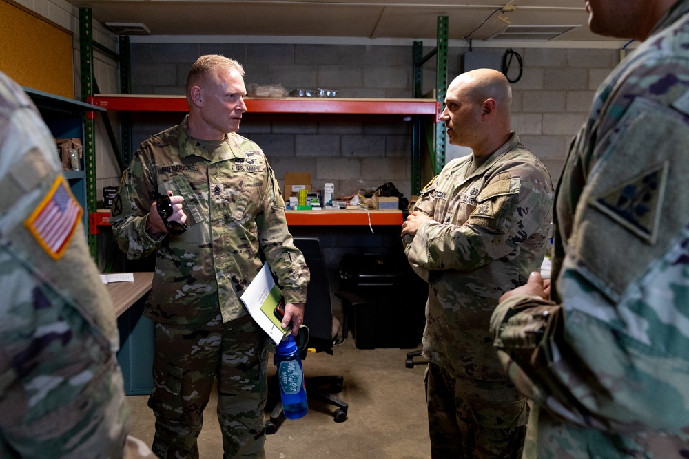 Connecticut Guard Command Team Visits 192nd MP Battalion During AT