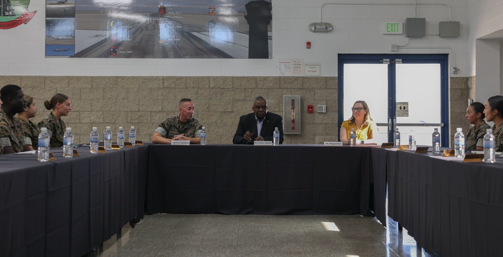 Secretary of Defense visits Marine Corps Air Station Miramar