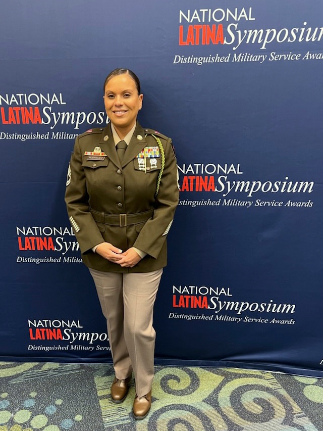 Big Red One Soldier Receives LATINA Style Award