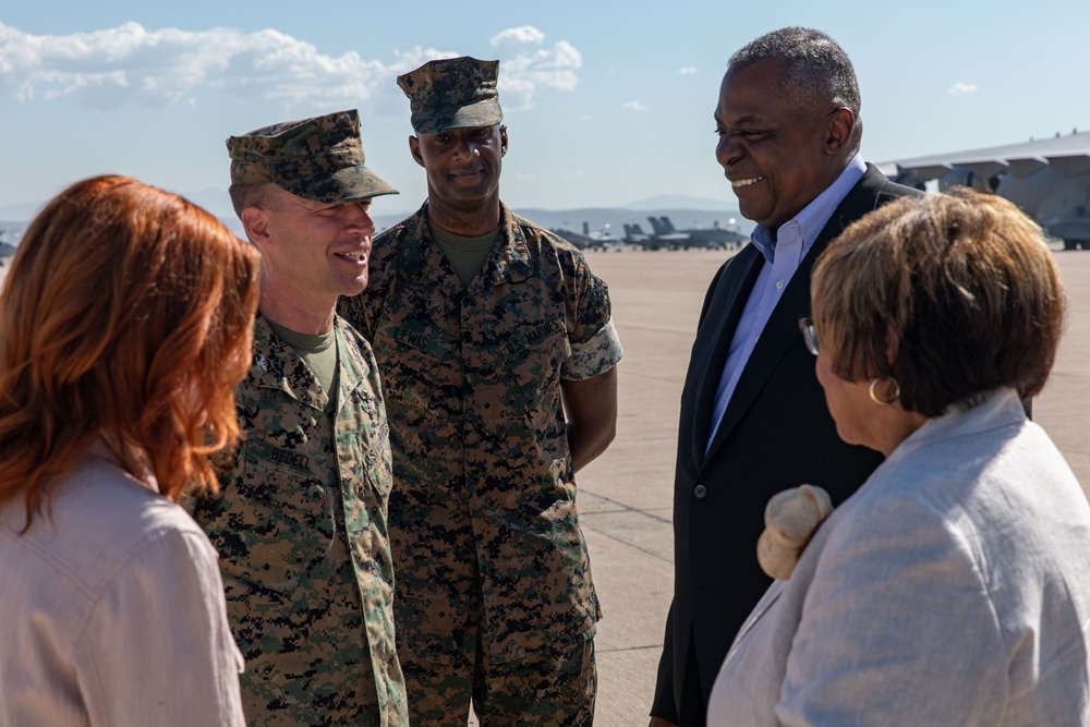 Secretary of Defense Visits MCAS Miramar