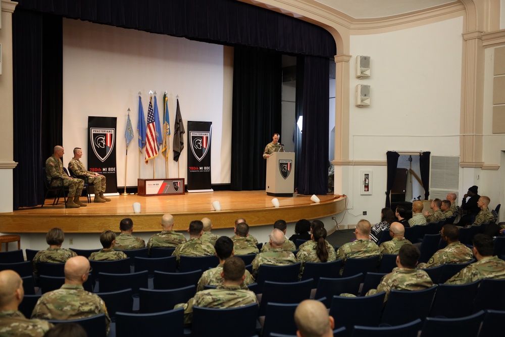 780th MI Brigade Change of Responsibility