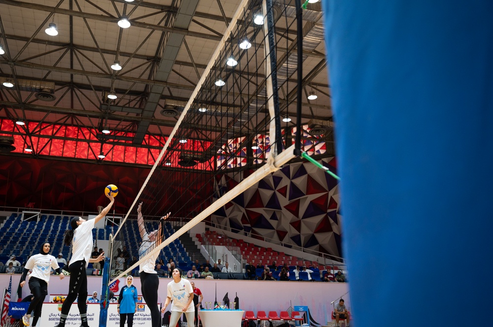 U.S. Airmen, Soldiers, and Kuwait volleyball teams compete in exhibition games for International Day of Peace