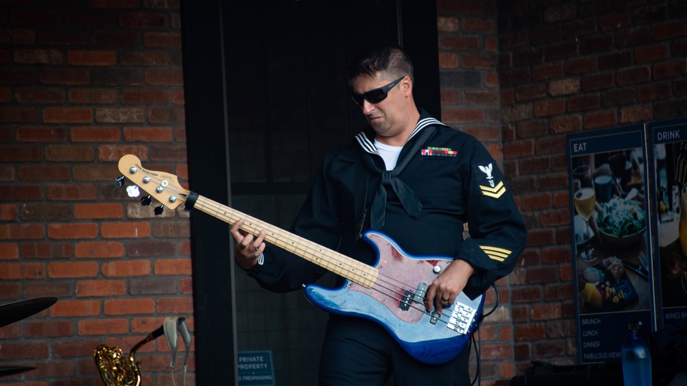 Navy Band South-West Performs at San Francisco Fleet Week
