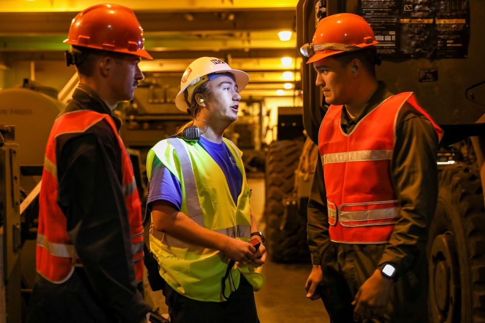 Resolute Dragon 22 | Marines and Sailors on USNS Dahl Execute Maritime Prepositioning Force Offload efforts