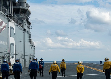 USS America (LHA 6) Conducts Flight Operations with Helicopter Sea Combat (HSC) Squadron 25