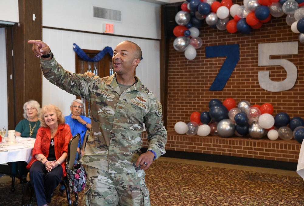 Arnold AFB celebrates Air Force 75th birthday