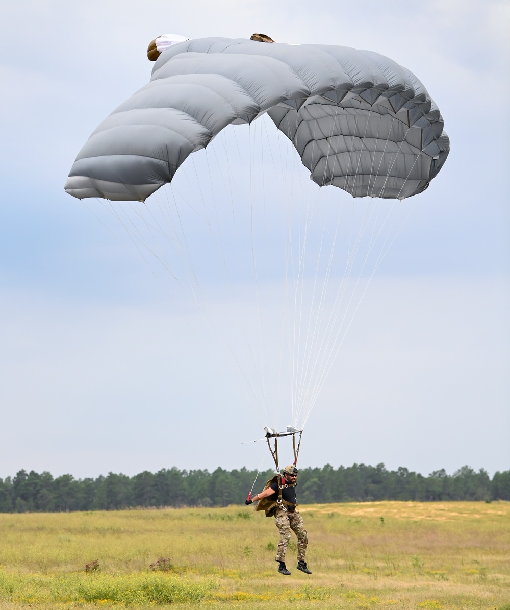 USAJFKSWCS Airborne Training