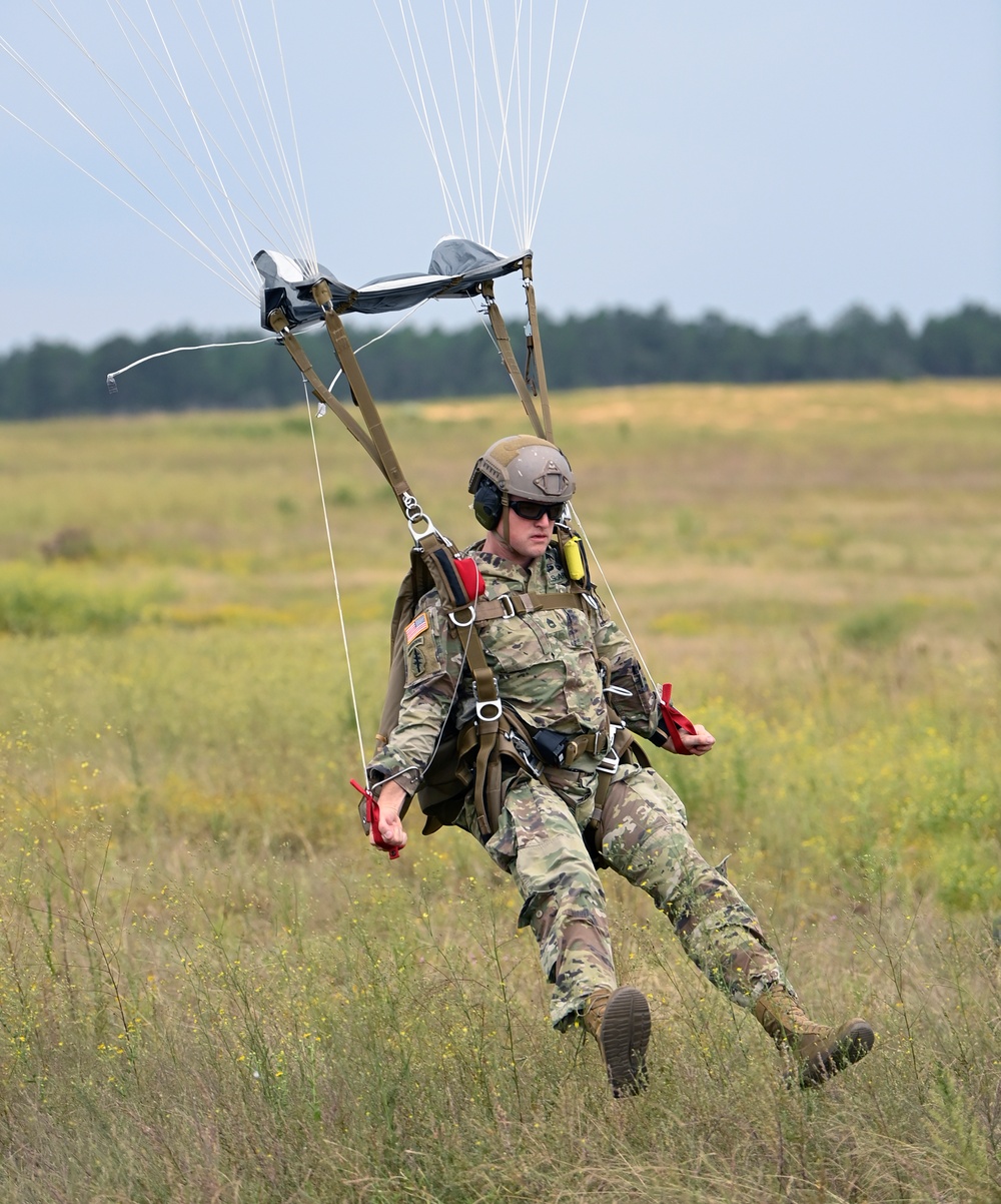 USAJFKSWCS Airborne Training