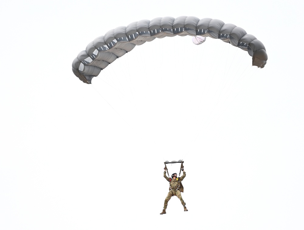 USAJFKSWCS Airborne Training