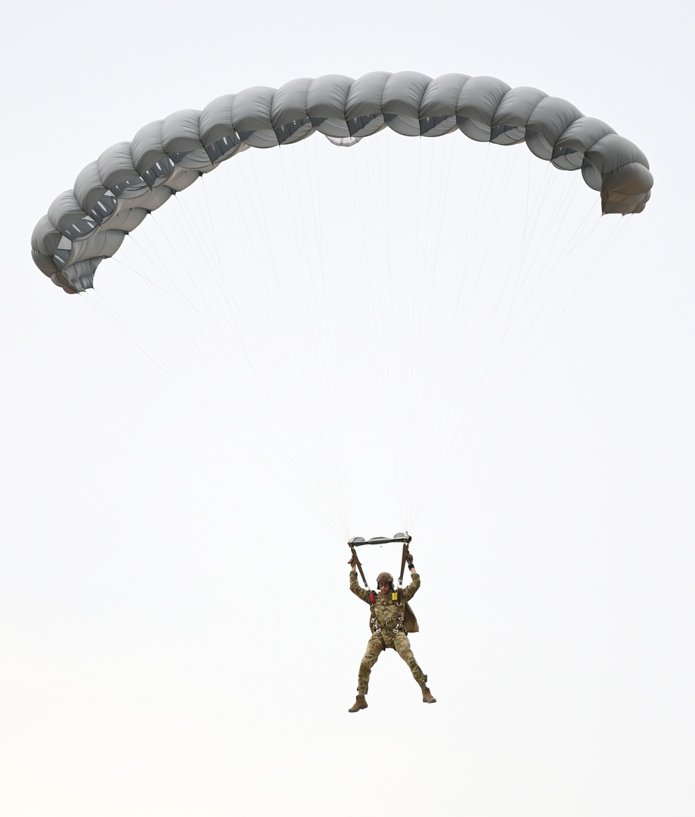 USAJFKSWCS Airborne Training