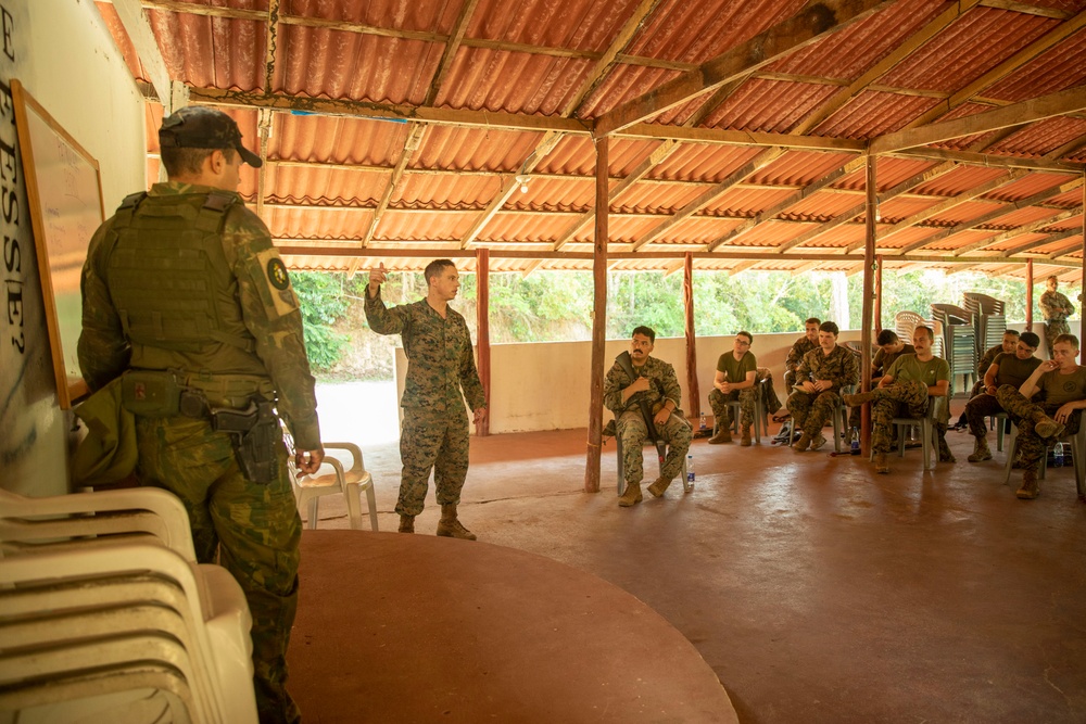 2/2 Marines Conduct Jungle Training in Brazil