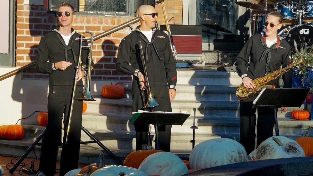 Navy Band Southwest Performs for San Francisco Fleet Week