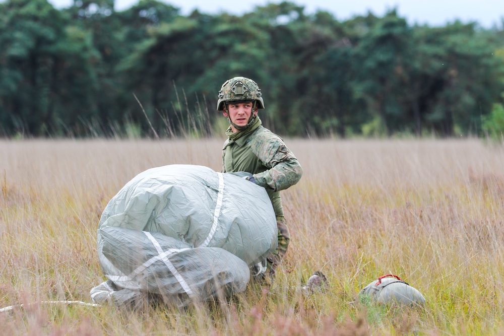 82nd ABN DIV Paratroopers participate in Exercise Falcon Leap 2022