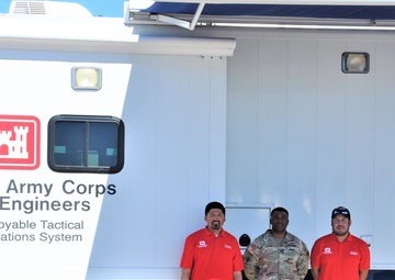 Hundreds visit Corps' emergency control vehicle display at San Diego air show