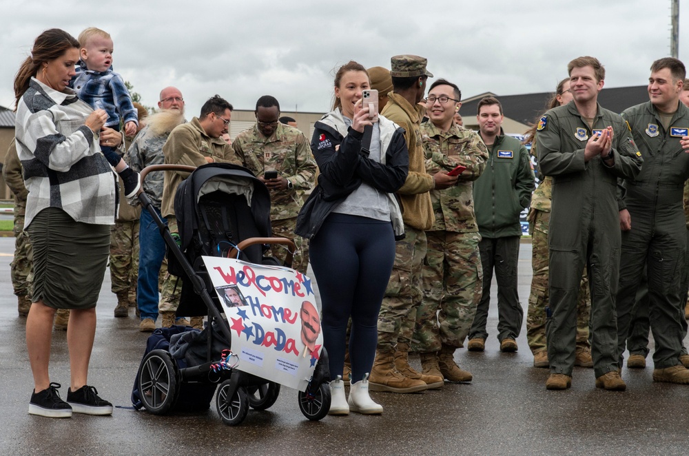 Deployed Team Dover Airmen welcomed home