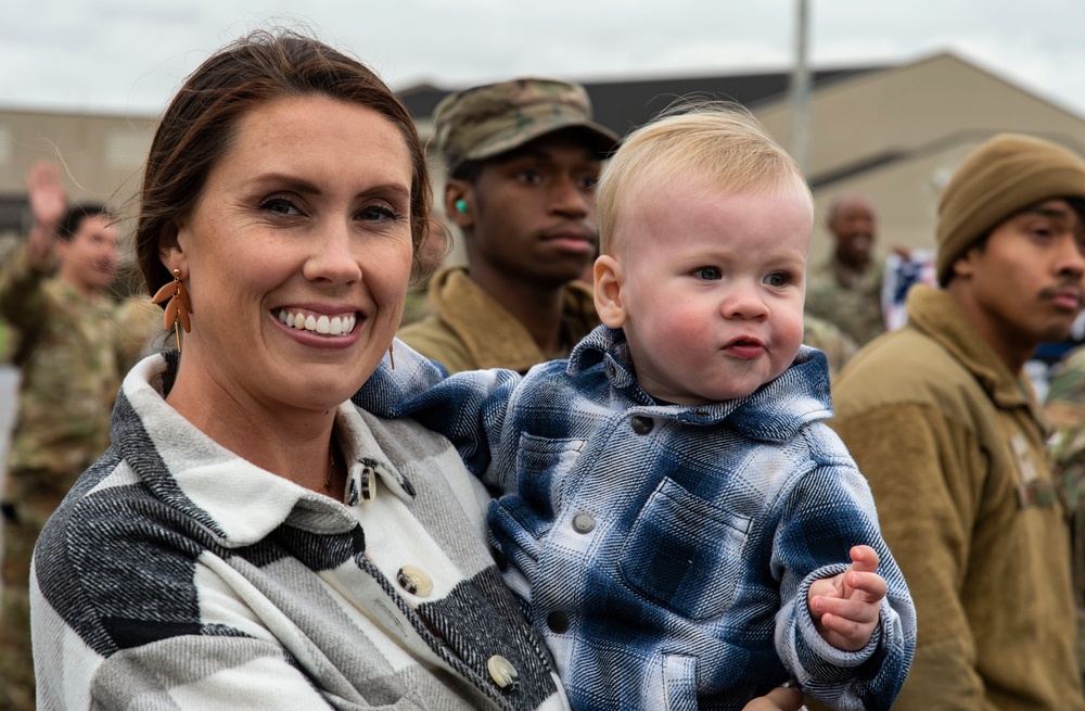 Deployed Team Dover Airmen welcomed home