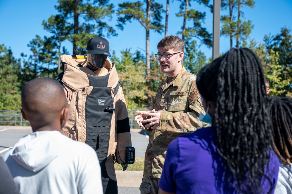 STARBASE hosts STEM fair for 5th graders