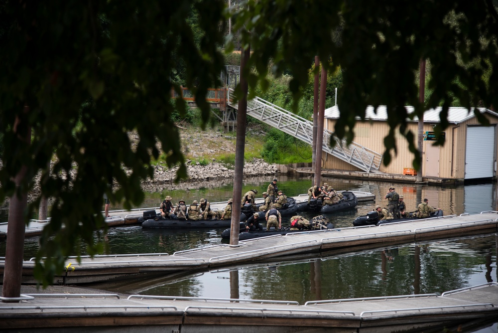 304th Rescue Squadron conducts Maritime Training