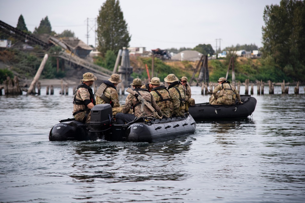 304th Rescue Squadron conducts Maritime Training