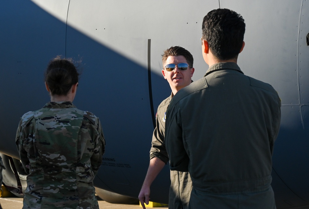Tinker CGOC learns about the Okie mission
