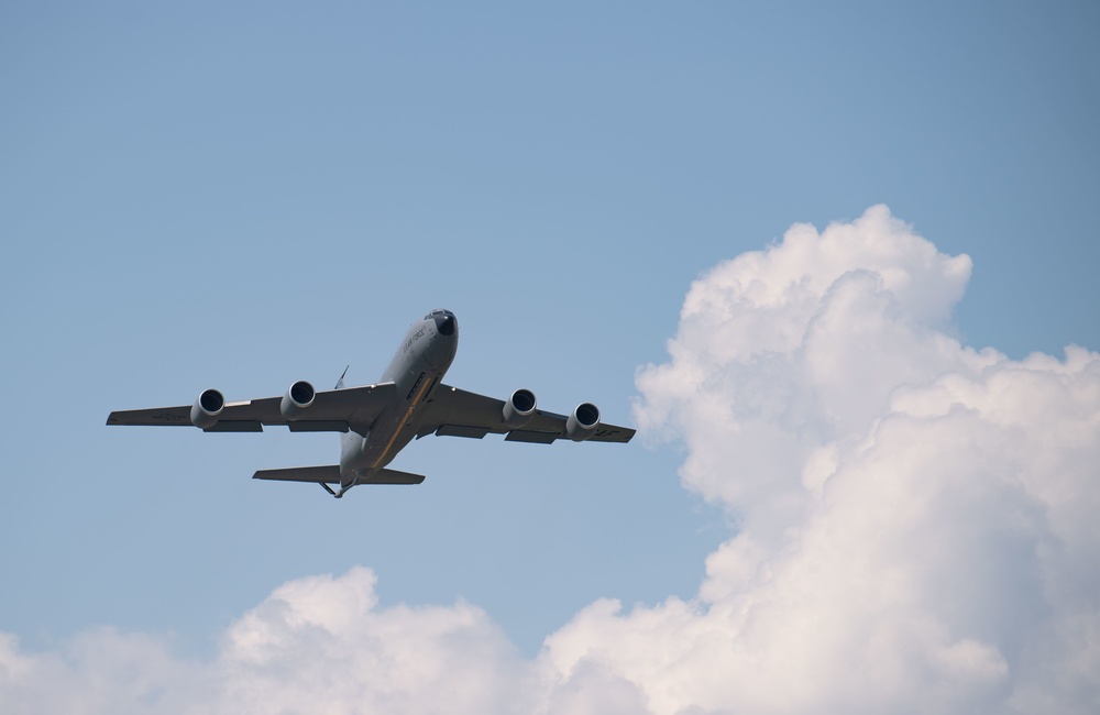 KC-135 conducts aerial refueling mission out of MacDill AFB