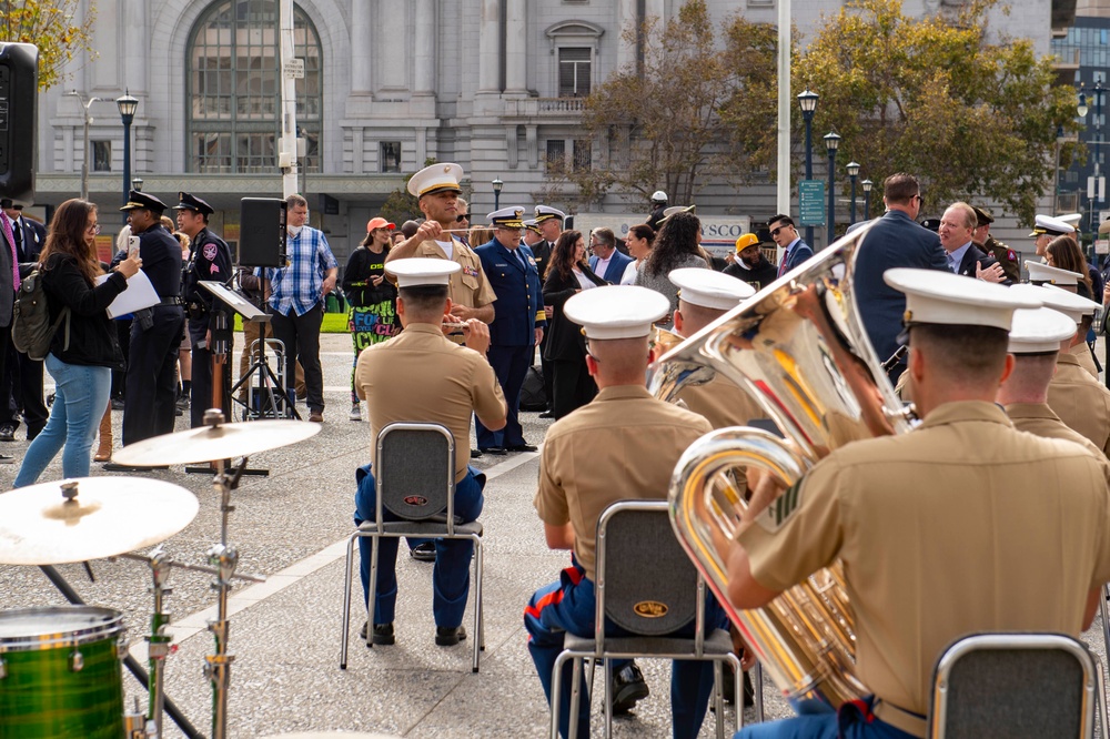 1st Marine Division Band Performs at San Francisco Fleet Week