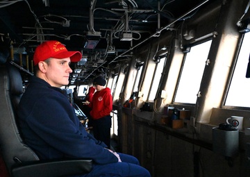 U.S. Coast Guard Cutter Healy reaches the North Pole