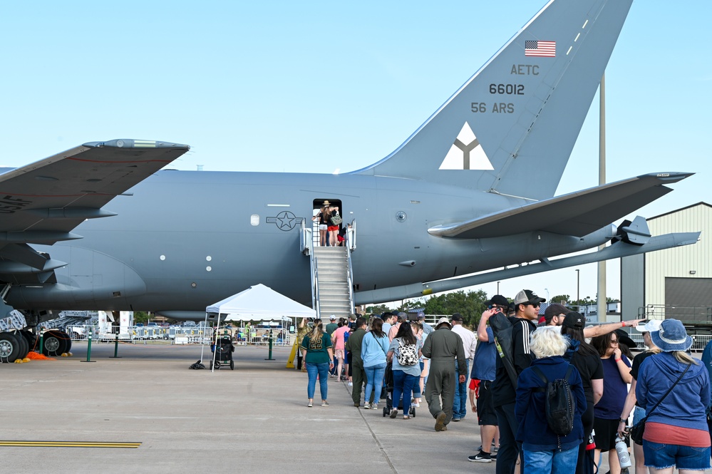 AAFB airshow demonstrates airpower to local community