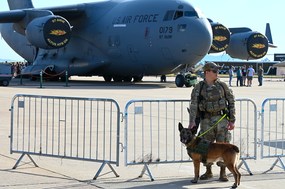 AAFB airshow demonstrates airpower to local community