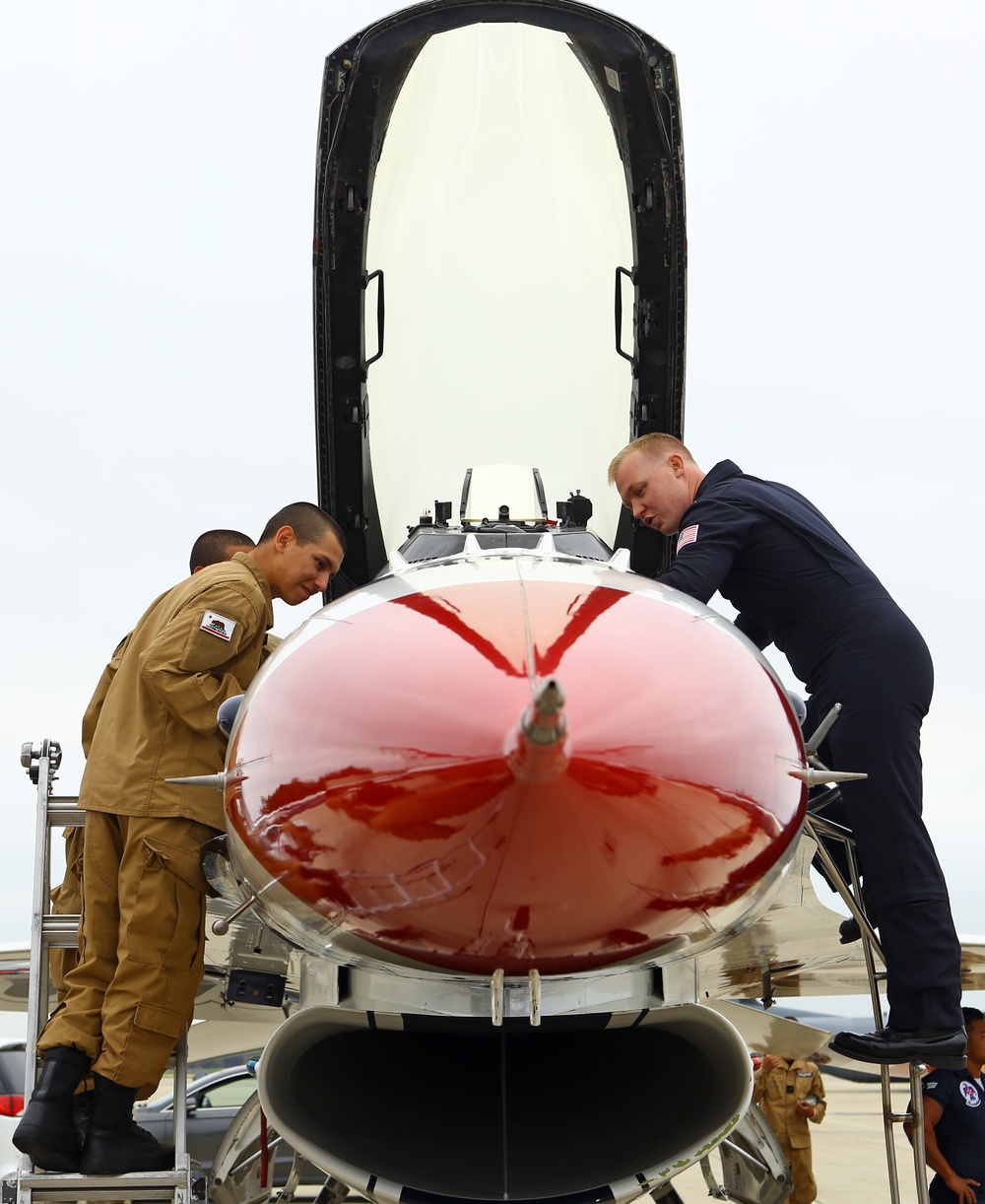 Sunburst Class 30 meets Air Force Thunderbirds