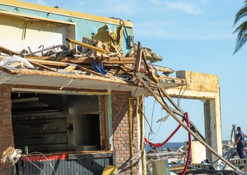 Hurricane Ian debris on Fort Myers Beach