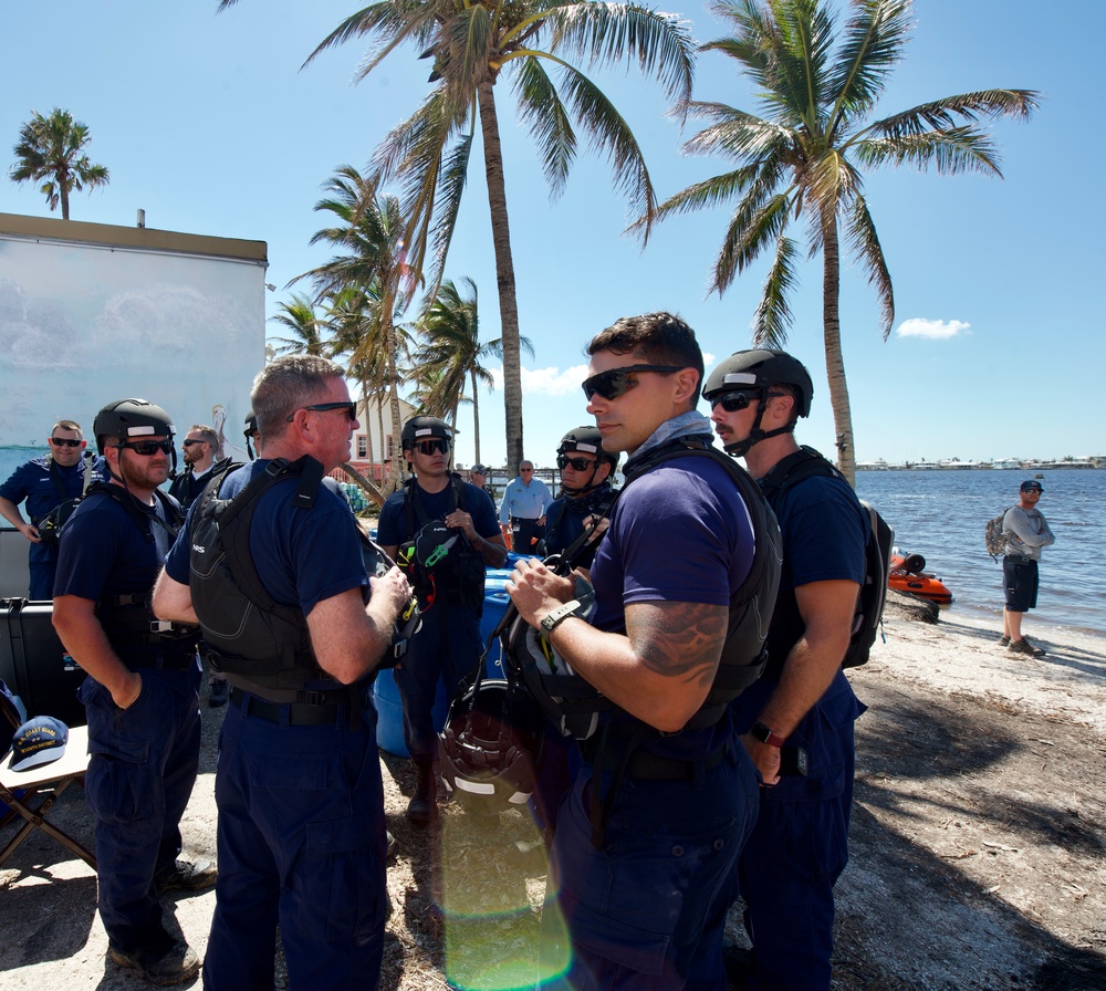 Coast Guard conducts search and rescue post Hurricane Ian landfall