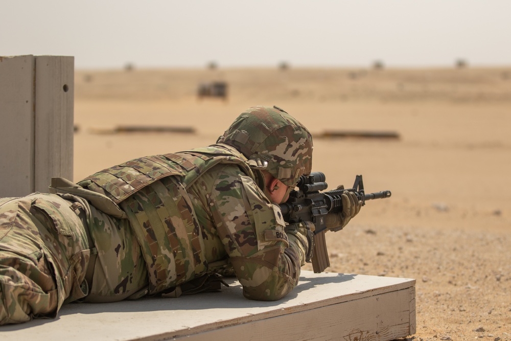 Santa Fe Soldiers Conduct Individual Weapons Qualification