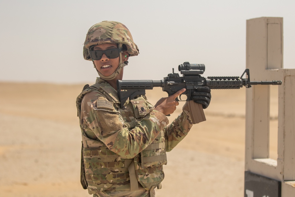 Santa Fe Soldiers Conduct Individual Weapons Qualification