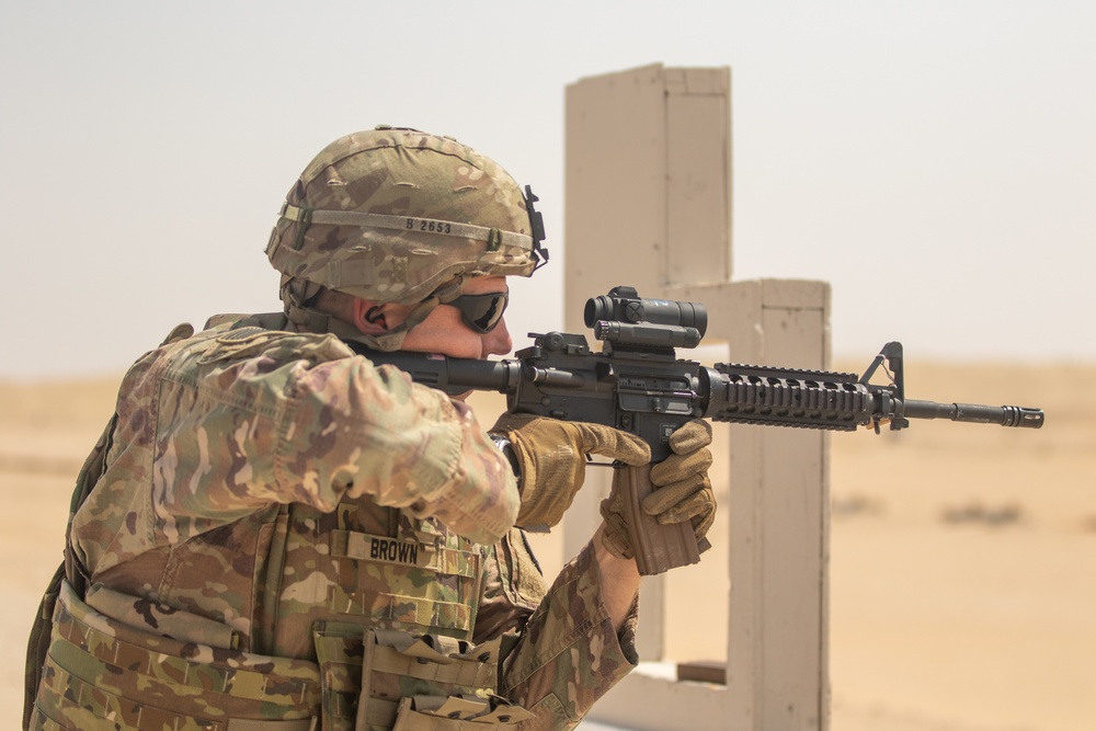 Santa Fe Soldiers Conduct Individual Weapons Qualification