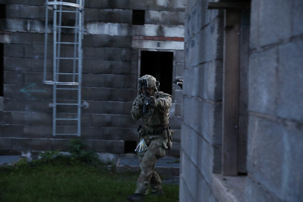 10th Special Forces Group conducts CQB with United Kingdom Royal Marines