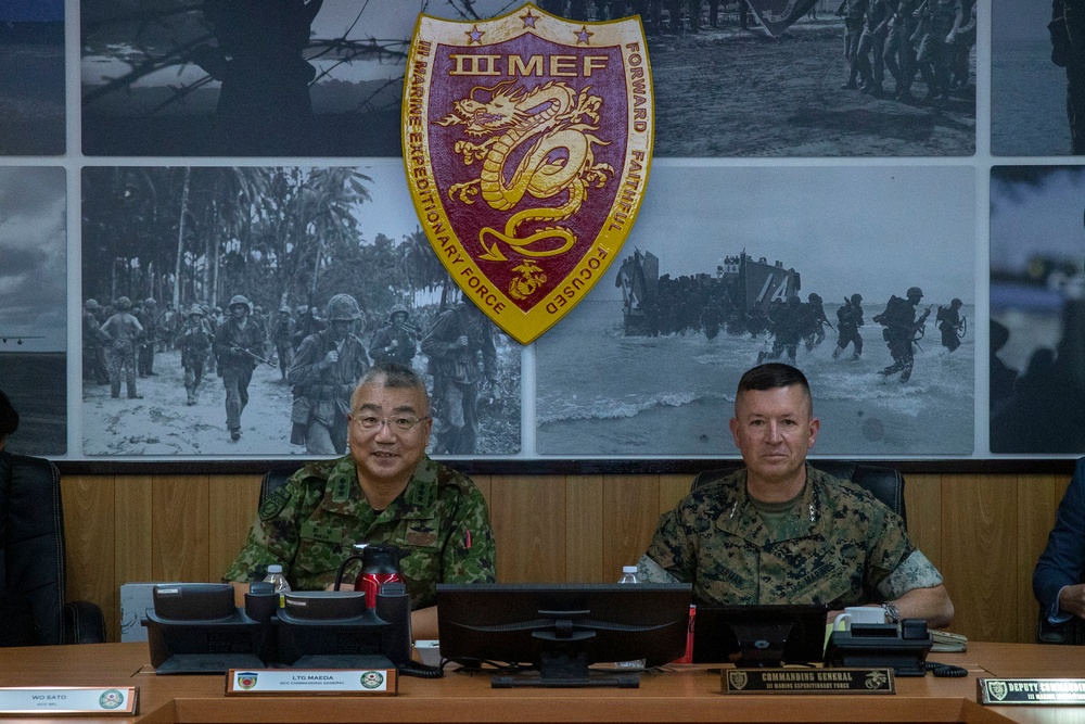 Lt. Gen. Tadao Maeda visits III Marine Expeditionary Force