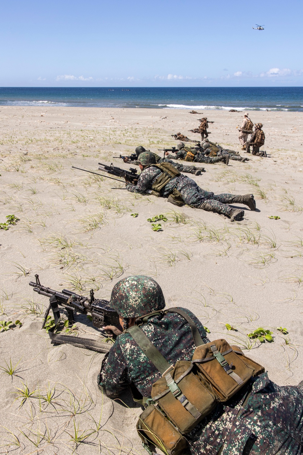 Blackhearts and PHILMAR conduct joint raid during KAMANDAG 6