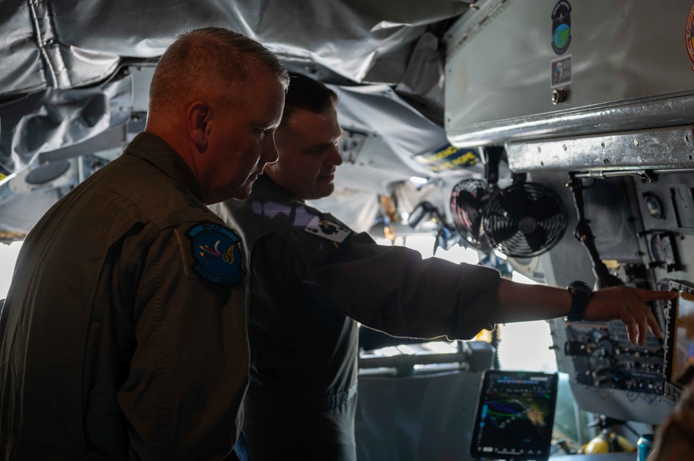 Lt. Gen. Jacobson Visits Fairchild AFB