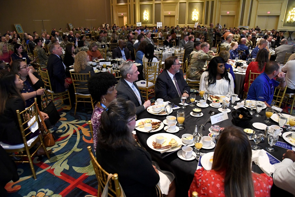 Mississippi Gulf Coast Chamber of Commerce hosts 41st Annual Salute to the Military