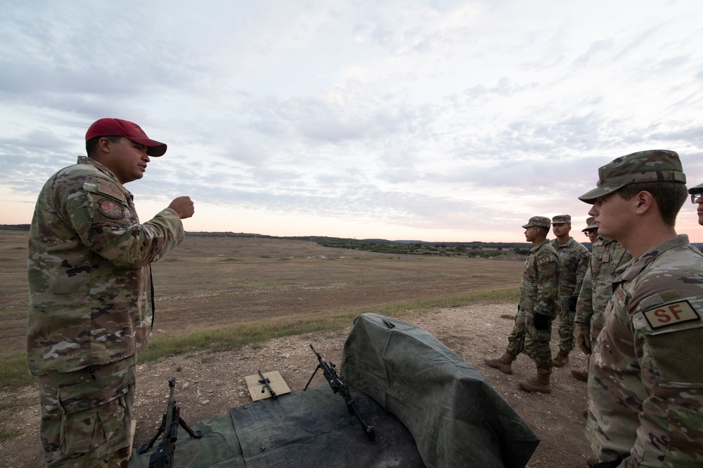 Lightweight machine gun training