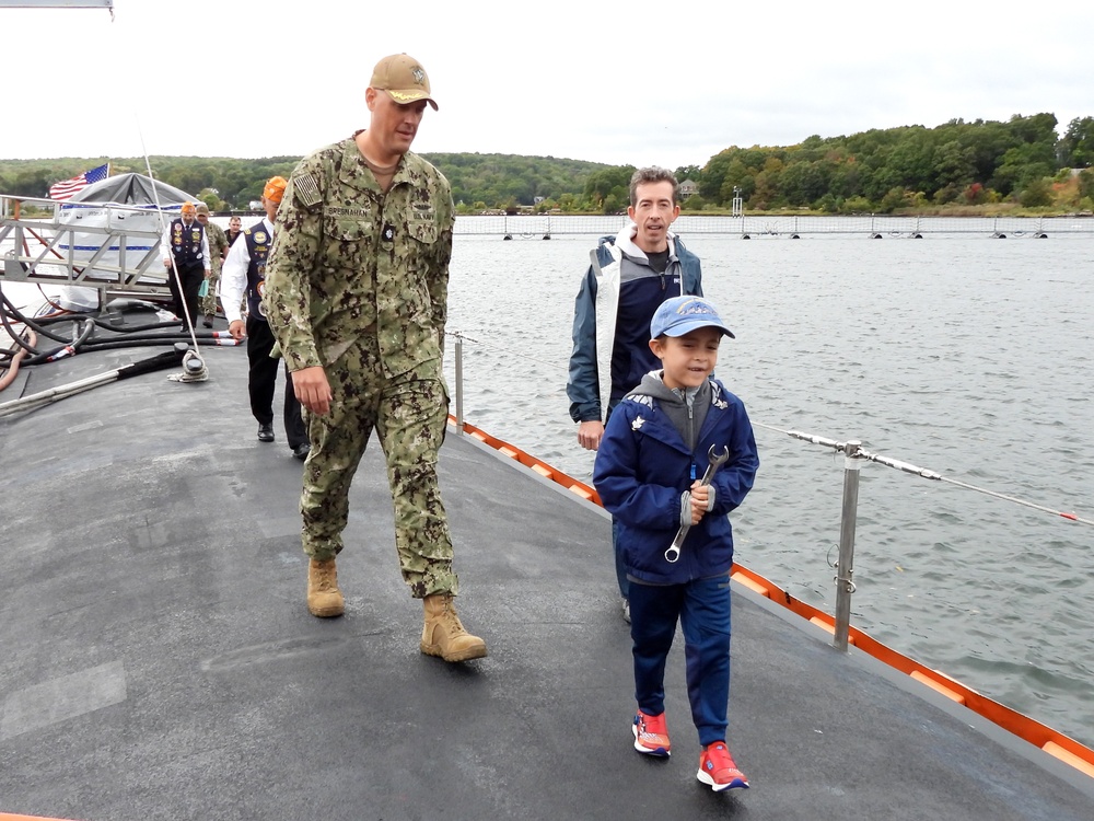Cancer survivor tours USS Indiana