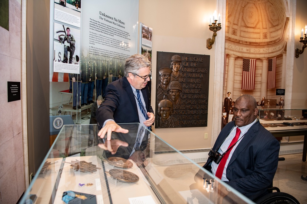 U.S. Army Col. (ret.) Gregory Gadson Visits Arlington National Cemetery During the National Disability Employment Awareness Month