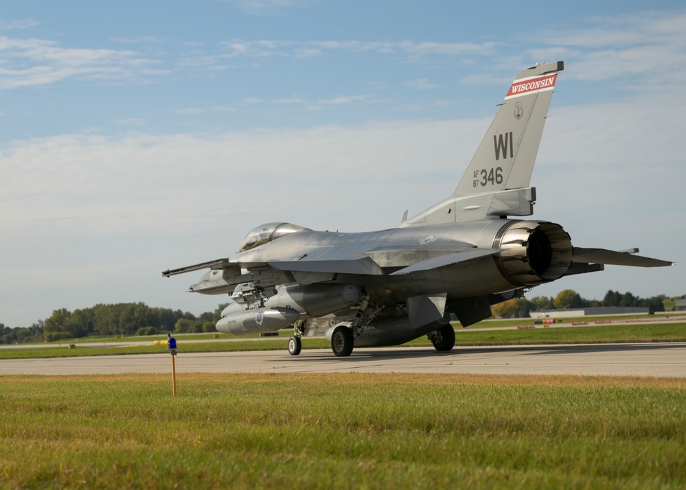 115th Fighter Wing celebrates final F-16 departure from Truax Field