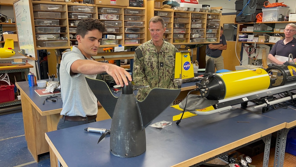 Admiral Piret Visits Woods Hole Oceanographic Institution