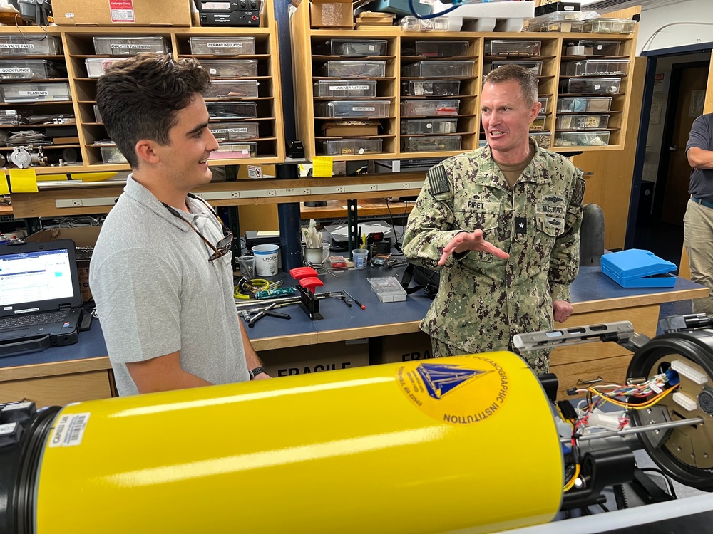 Admiral Piret Visits Woods Hole Oceanographic Institution