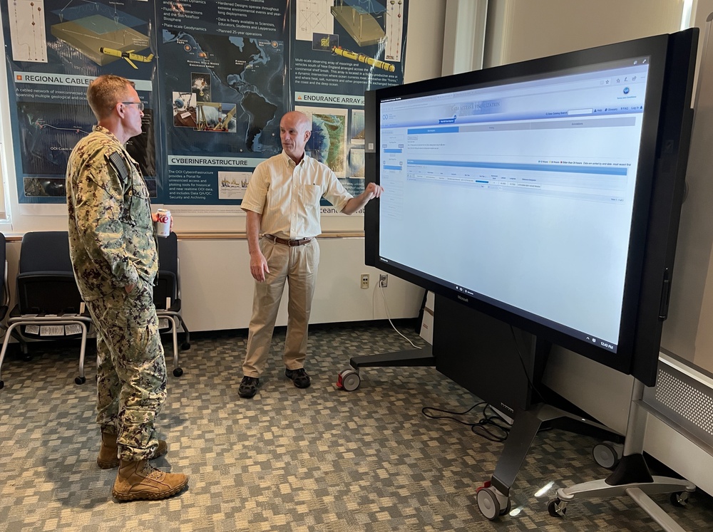 Admiral Piret Visits Woods Hole Oceanographic Institution